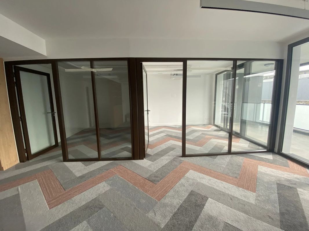 Moquette en lames bureaux Talence